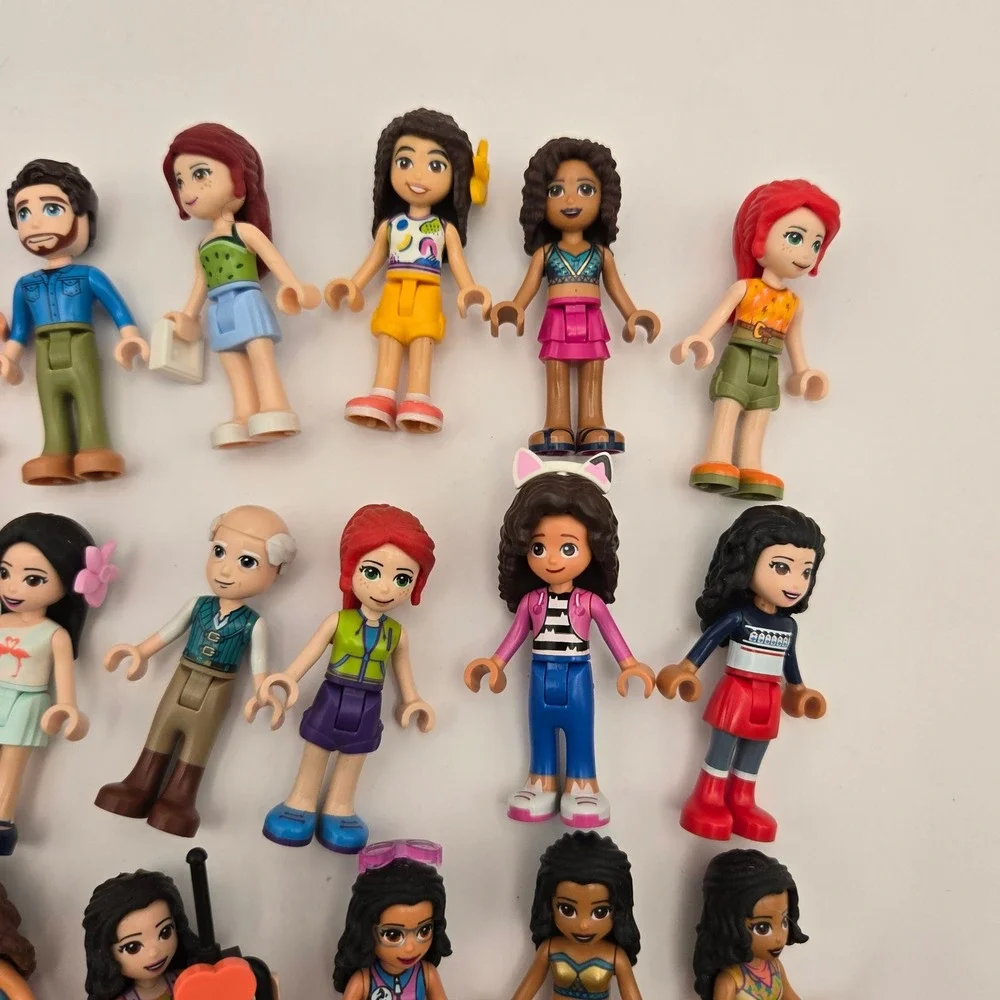 LEGO Friends 22 Mini-doll Figures Lot Heartlake City Aesthetic - Picture 9 of 13